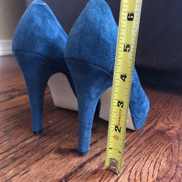 Helén Billkrantz Suede Leather Heels - Picture 13 of 15